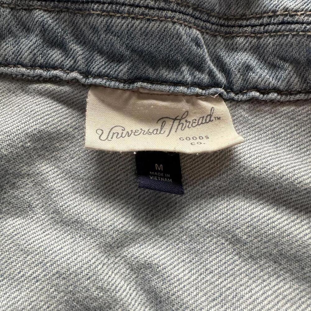 Universal Thread Denim Button Down Crop Shirt Siz… - image 4